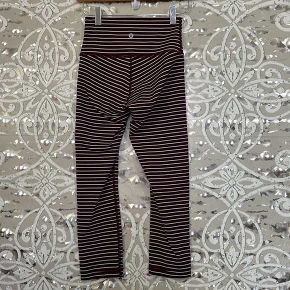LULULEMON Maroon White Striped Luxtreme Wunder Under Crop Leggings 4 - Picture 6 of 7